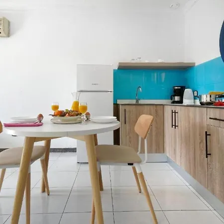 One Bedroom Garden View, Pool,near The Beach, Puerto Del Carmen Пуэрто дель Кармен
